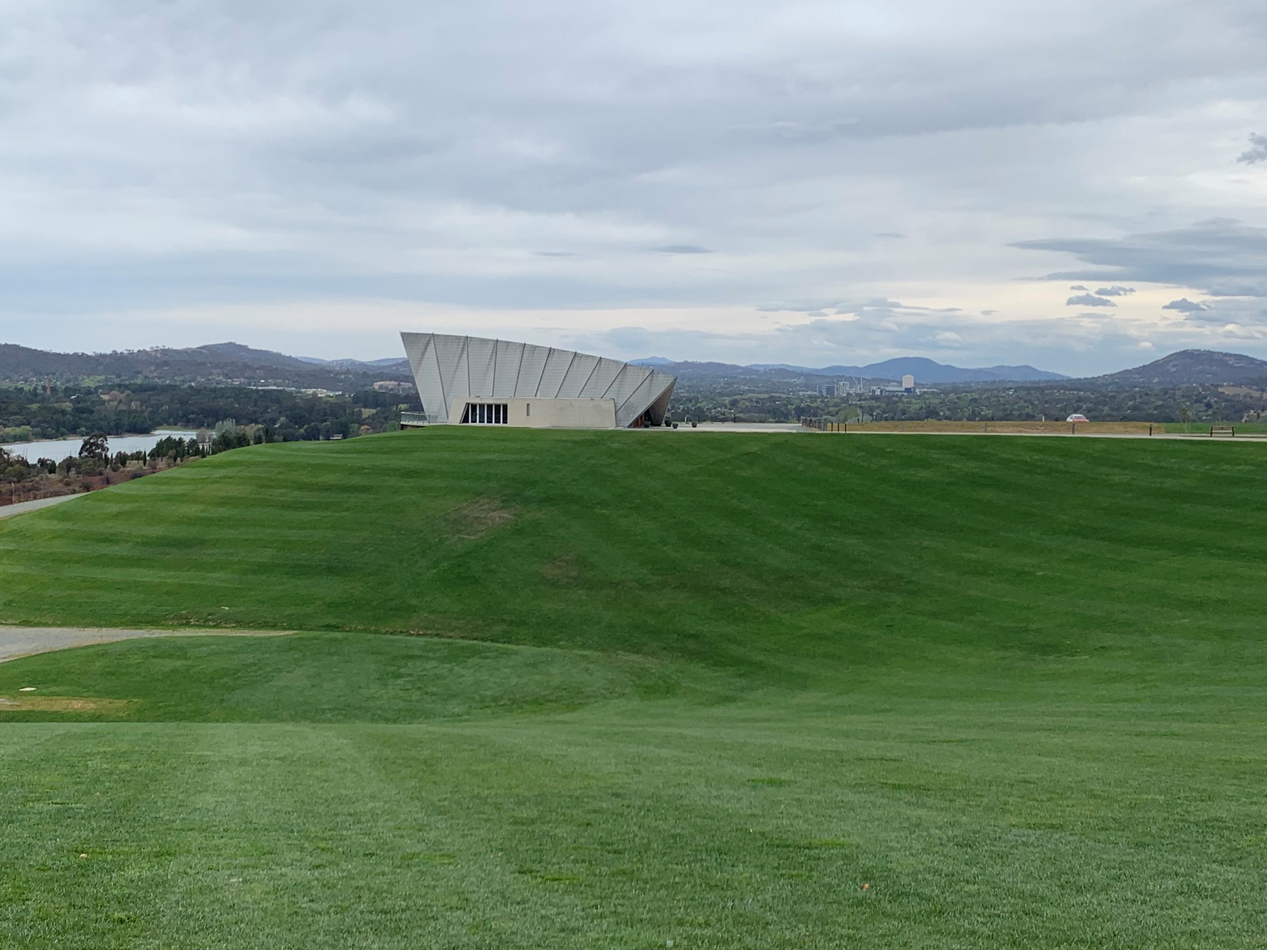 Canberra Arboretum photo;